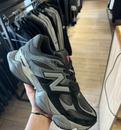 New Balance 9060 "Black/grey"